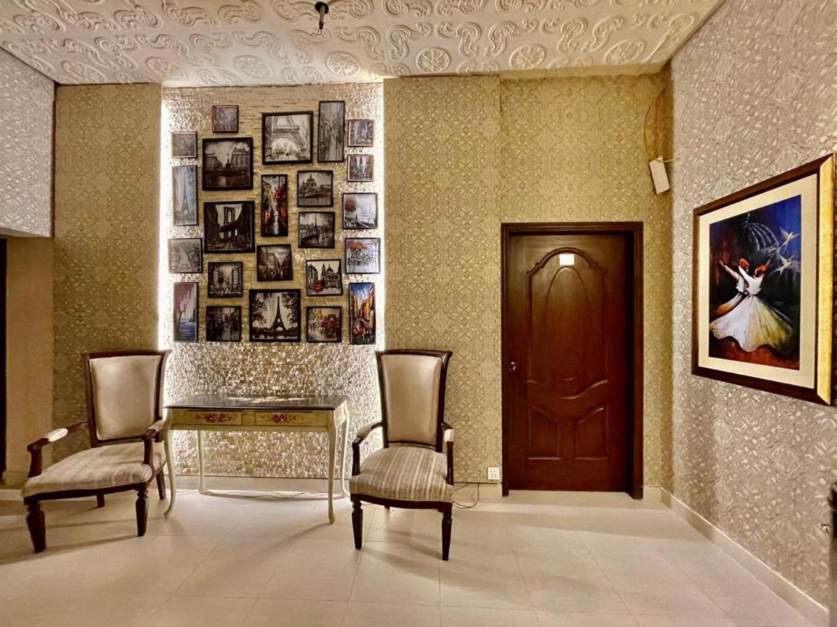 Shelton Hotel Mardan エクステリア 写真