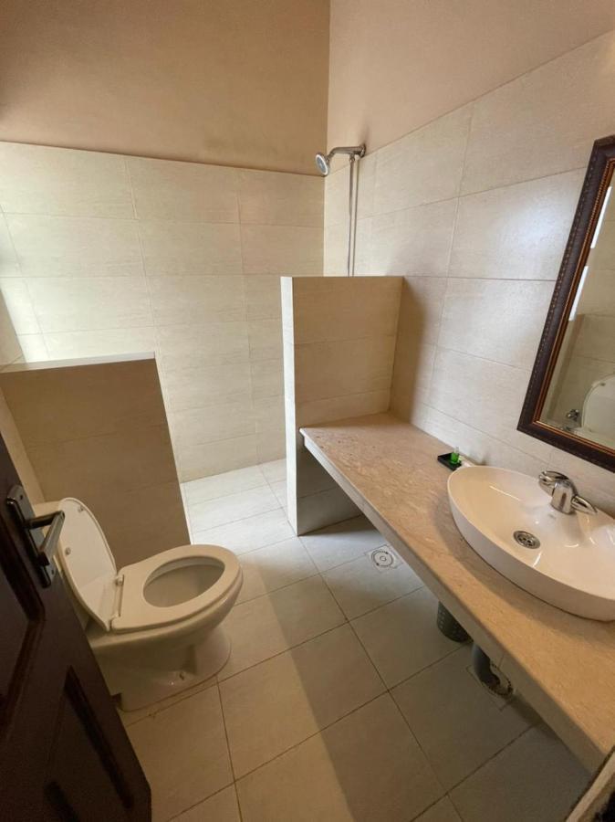 Shelton Hotel Mardan エクステリア 写真